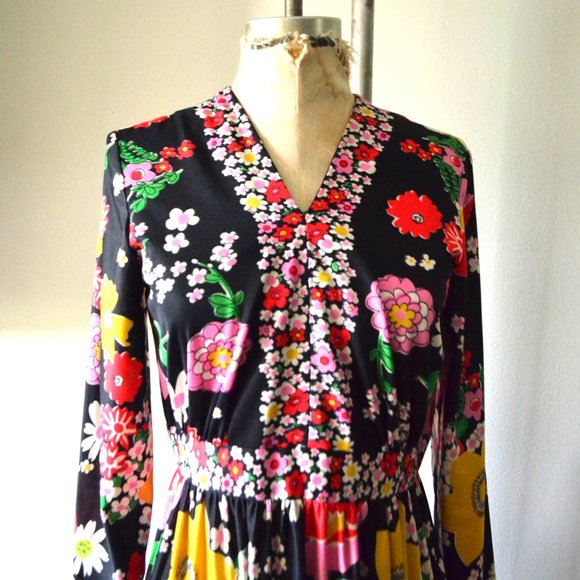 1970s Avalon Floral Print kaftan maxi dress Bohemian - Picture 3 of 6